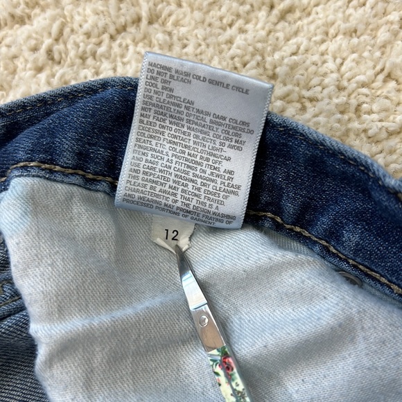 UNIQLO Denim Short Size 28 - Picture 7 of 11